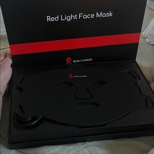 Bon Charge Red Light Face Mask